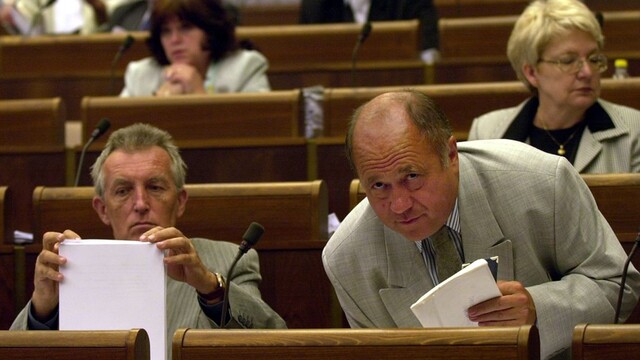 Vo veku 74 rokov zomrel bývalý minister kultúry, spisovateľ Ivan Hudec