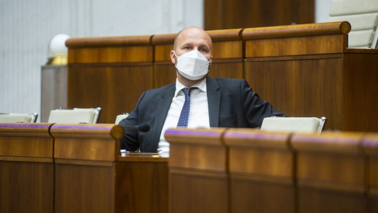 Naď v parlamente obhajoval dohodu s USA. Kritizoval opozíciu, spomenul aj Dubčeka