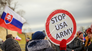 Referendum o dohode s USA nás môže vyjsť draho, podľa odborníkov je na vypovedanie zmluvy prikrátke