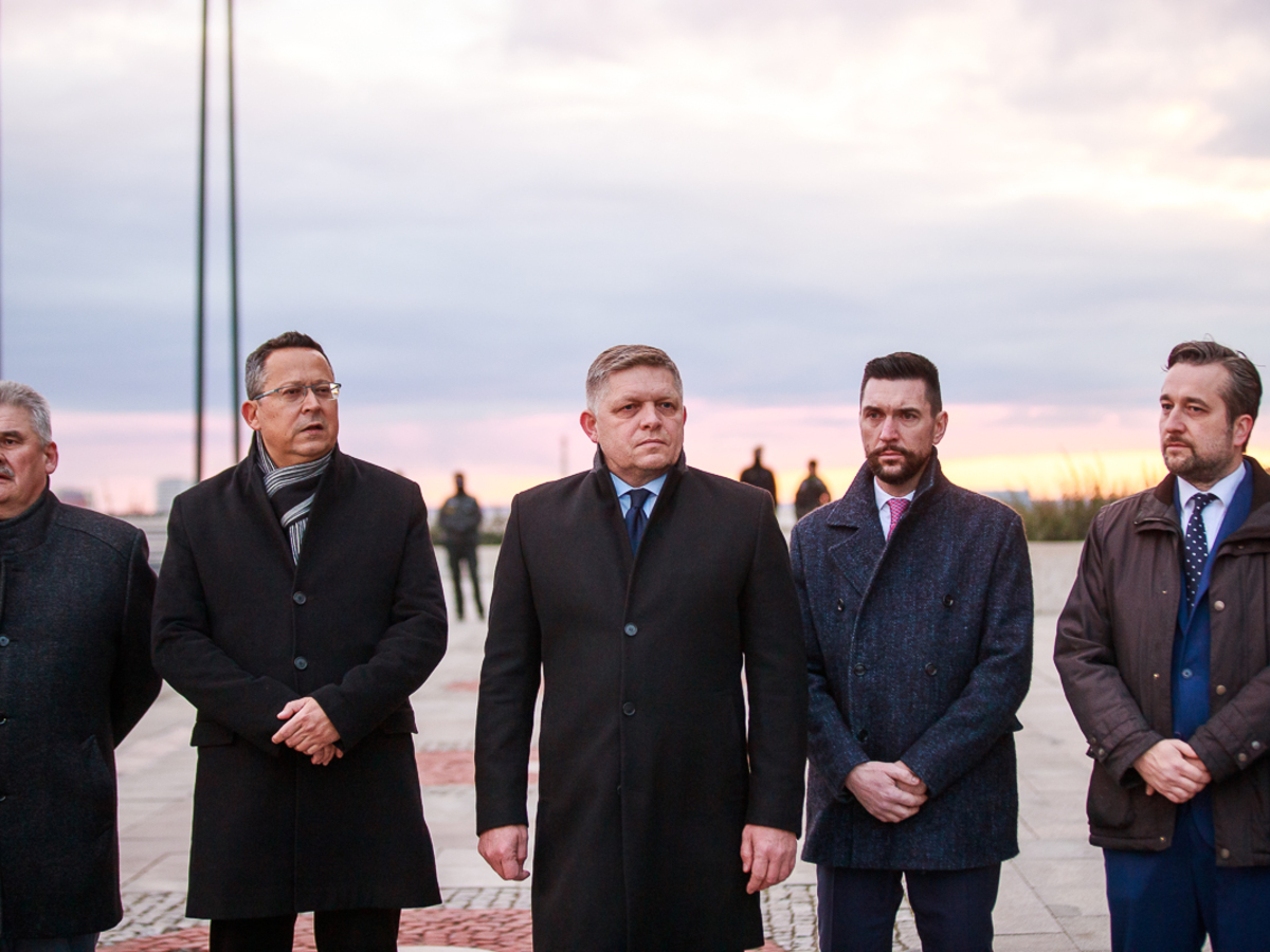 Protest proti obrannej zmluve s USA