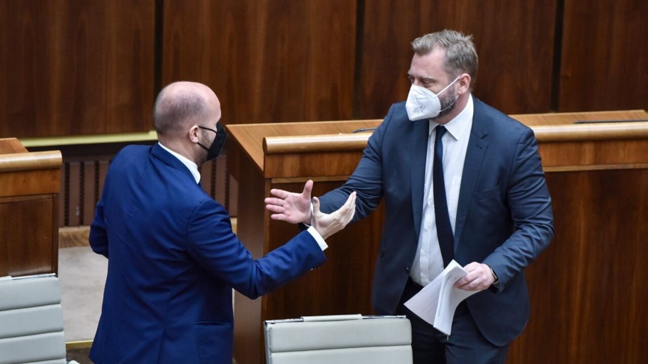 Historický okamih, zásadné rokovanie. Poslanci OĽANO ocenili schválenie obrannej dohody