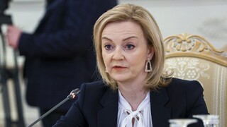 Britská ministerka vyzvala Rusko: Ak to myslíte s diplomaciou vážne, stiahnite vojakov z hraníc Ukrajiny