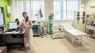 B.Bystrica:V Rooseveltovej nemocnici stúpol počet chorých zdravotníkov na stovku