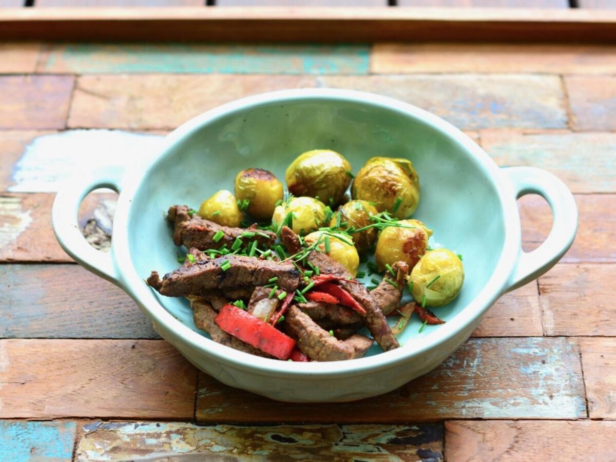 RECEPT: Hovädzie tyčinky s ružičkovým kelom