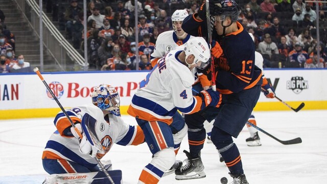 NHL: Islanders s Chárom sa nedarilo, podľahli Edmontonu. Oilers podržal Smith