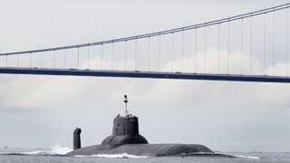 Ruská loď zahnala americkú ponorku. Dôvodom bolo ignorovanie ich rozkazu na vynorenie