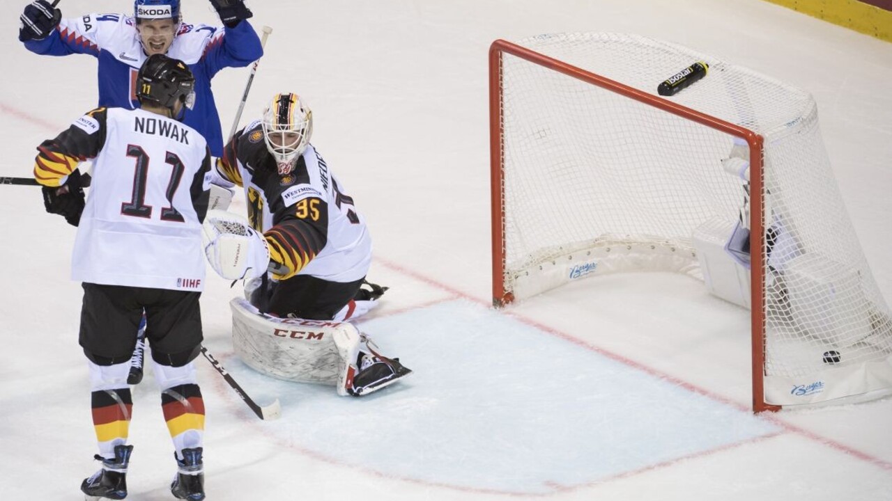 Nemci očakávajú proti Slovákom intenzívny duel. Do ich zostavy hlási návrat aj skúsený Nowak