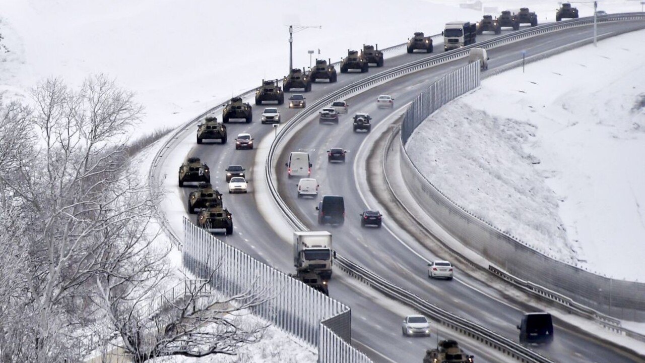 Vojenské cvičenie na Kryme sa skončilo. Rusko zopakovalo, že útok na Ukrajinu neplánuje