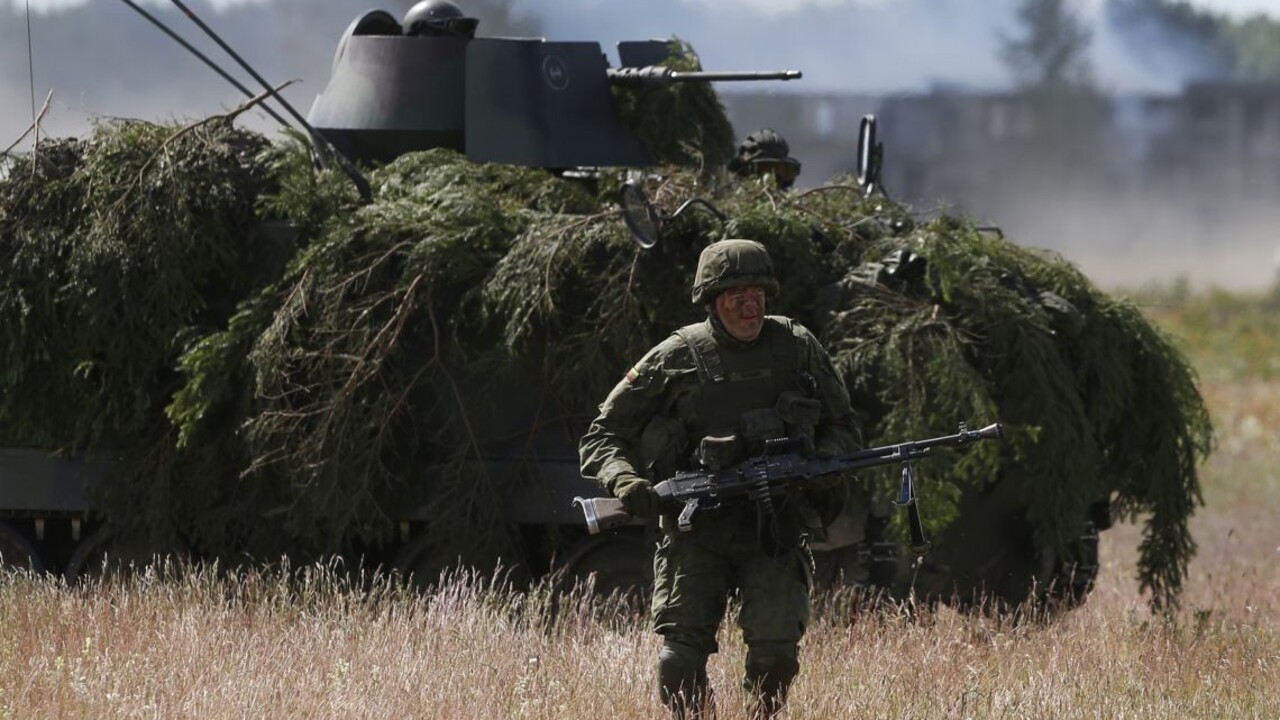 Internetom sa šíria dezinformácie o cvičení Saber Strike. Ide o manipuláciu, upozorňuje rezort obrany