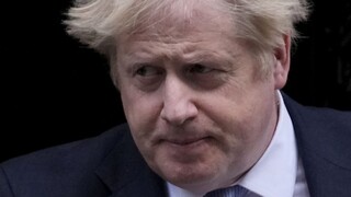 Podľa Johnsona existuje málo dôkazov, že sa Rusko sťahuje od hraníc Ukrajiny