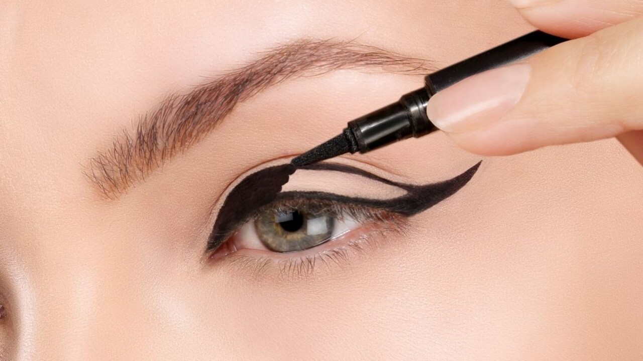 Dokonalá očná linka: S týmito trikmi to zvládnete ako profesionálka