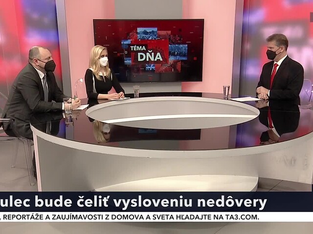 Mikulec čelí vysloveniu nedôvery / Prežijú včely zmenu zákona?