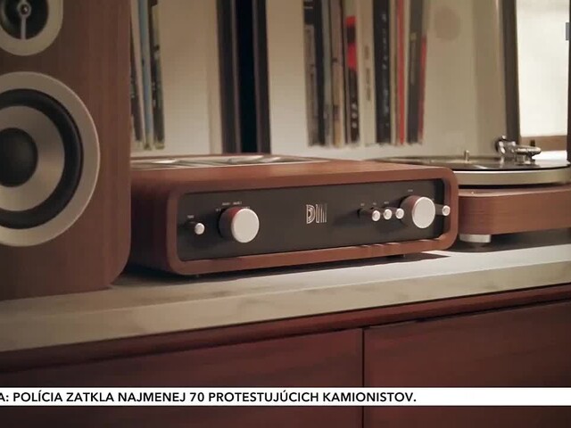 Štýlová zostava s gramofónom chce vrátiť Hi-Fi audio systémy ku koreňom
