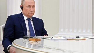 Putin v telefonáte Macronovi: Svojich vojakov stiahnem až po tom, ako sa skončia cvičenia v Bielorusku