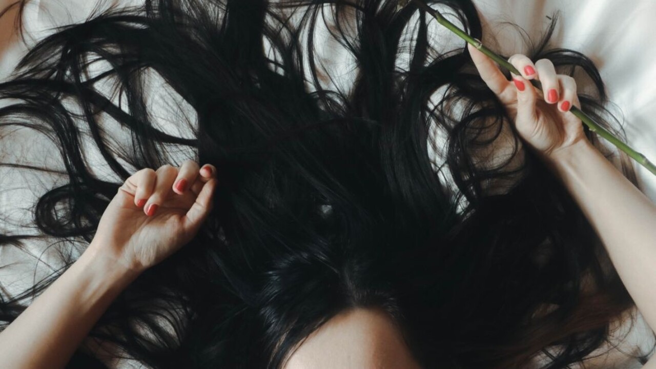 Indické tajomstvo krásnych vlasov: Na pomoc si zoberte kokos, aloe vera a jablčný ocot