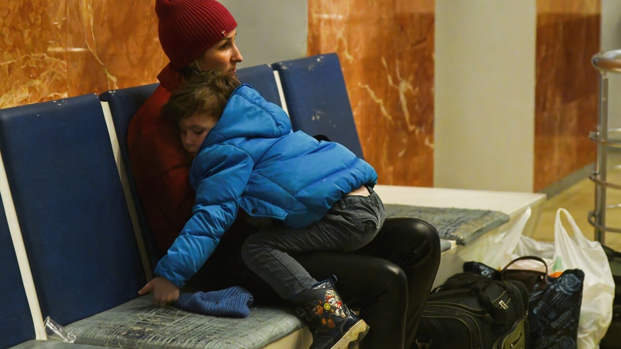 RADY PSYCHOLÓGOV: Ako s deťmi hovoriť o vojne? Vyhnite sa umelým prísľubom, strach by nemal byť tabu