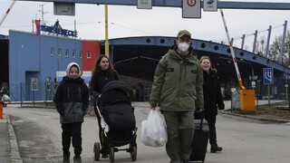 Pomocnú ruku podáva aj Slovensko. Mení sa zákon, aby utečenci mohli dostať ubytovanie a zdravotné ošetrenie