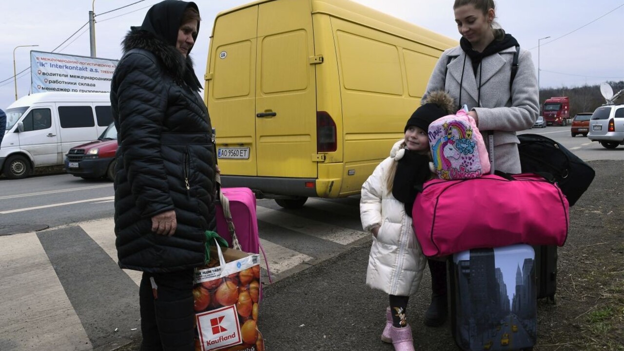 Trnavský kraj prejavuje solidaritu. Utečenci budú mať prímestskú dopravu zadarmo, chystajú i ubytovanie