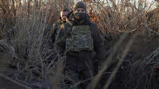 Zelenskyj odmietol ponuku USA na evakuáciu z Ukrajiny: Boj prebieha tu. Potrebujem muníciu, nie odvoz, reagoval