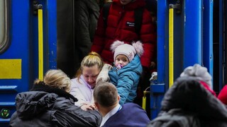Ukrajinu opustilo už vyše 120-tisíc ľudí. Do Poľska ich prišlo za posledných 24 hodín približne 35-tisíc