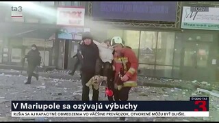 TA3 z Mariupoľa: Ľudia stínajú stromy, aby zahradili diaľnice. Do práce už nechodia