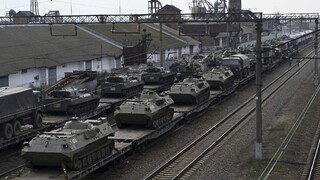 Od juhu postupuje na Kyjev veľký ruský konvoj vojenských vozidiel, hovorí ukrajinský minister