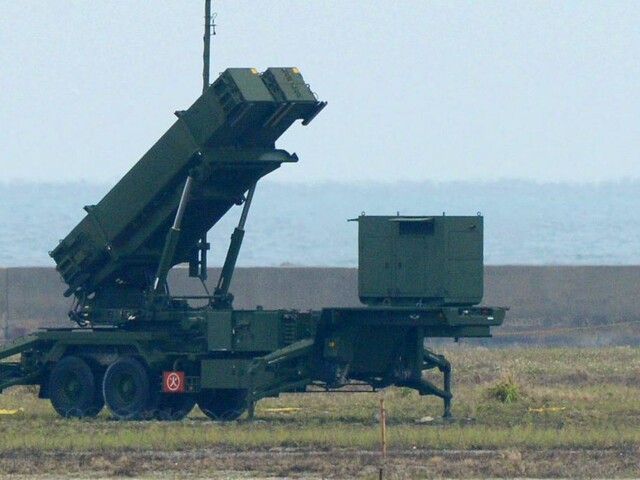 Poľsko prijme nemecké batérie rakiet Patriot, USA schválili predaj takmer 120 tankov