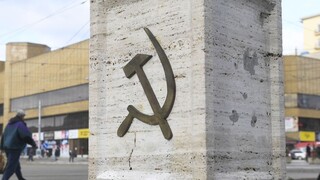 Zákon o znížení dôchodkov komunistickým predstaviteľom je protiústavný. V minulosti ho kritizovali Smer aj prezidentka 