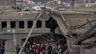 Cez humanitárne koridory sa podarilo evakuovať 65-tisíc civilistov, uviedol Zelenskyj