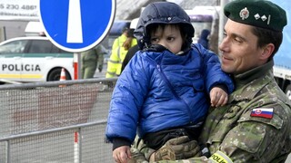 Hranice museli prejsť bez rodičov. Pred vojnou ušli na Slovensko desiatky ukrajinských detí