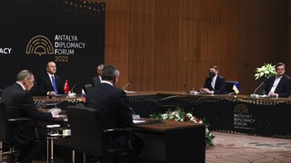 Rusko pokračuje v klamstvách o vojne na Ukrajine, tvrdí analytik