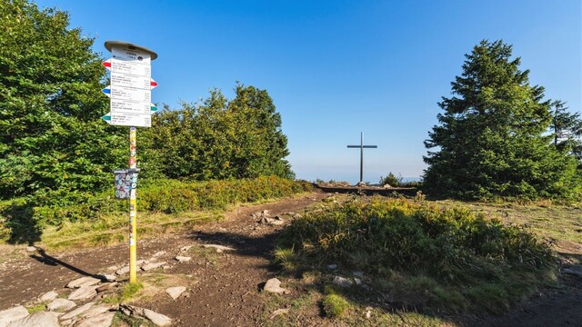 turisticka značka vrch vtačnik