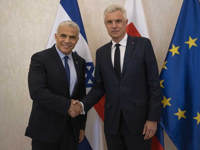 Neexistuje ospravedlnenie pre útoky na civilné obyvateľstvo, uviedol Lapid