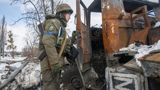 Od začiatku invázie na Ukrajine zahynulo takmer 14 400 ruských vojakov, tvrdí Kyjev