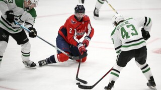 NHL: Hokejisti Dallasu zdolali Washington. Prvú asistenciu v sezóne si pripísal Studenič