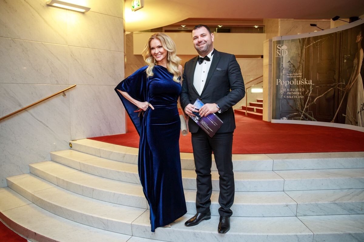 Riaditeľka komunikácie Televízie ta3 Oľga Dúbravská a generálny riaditeľ Televízie ta3 Ján Svoboda.