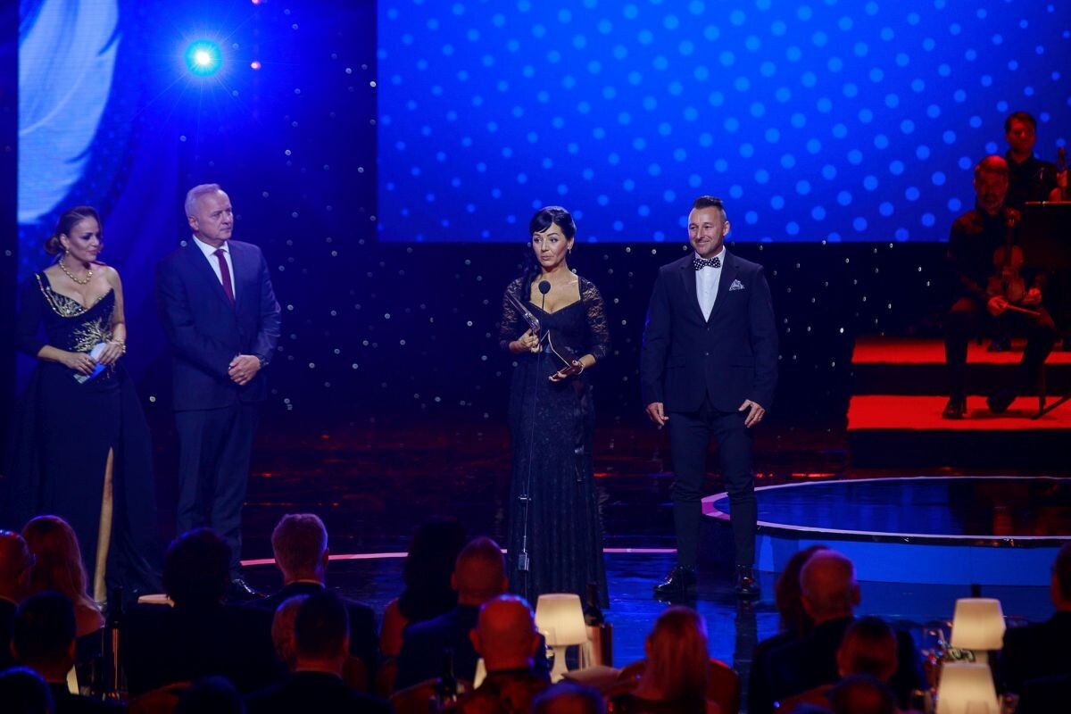 Galavečer Krištáľové krídlo.