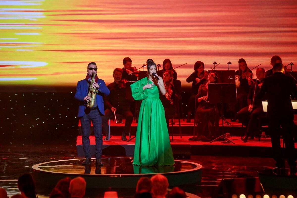 Galavečer Krištáľové krídlo.