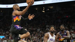 NBA: Phoenix atakuje klubový rekord, v súboji s Philadelphiou dosiahol ôsme víťazstvo