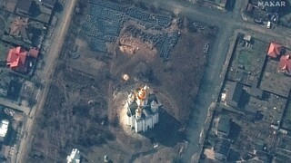 Satelitné snímky Buče ukazujú priekopu na mieste, kde sa našiel masový hrob