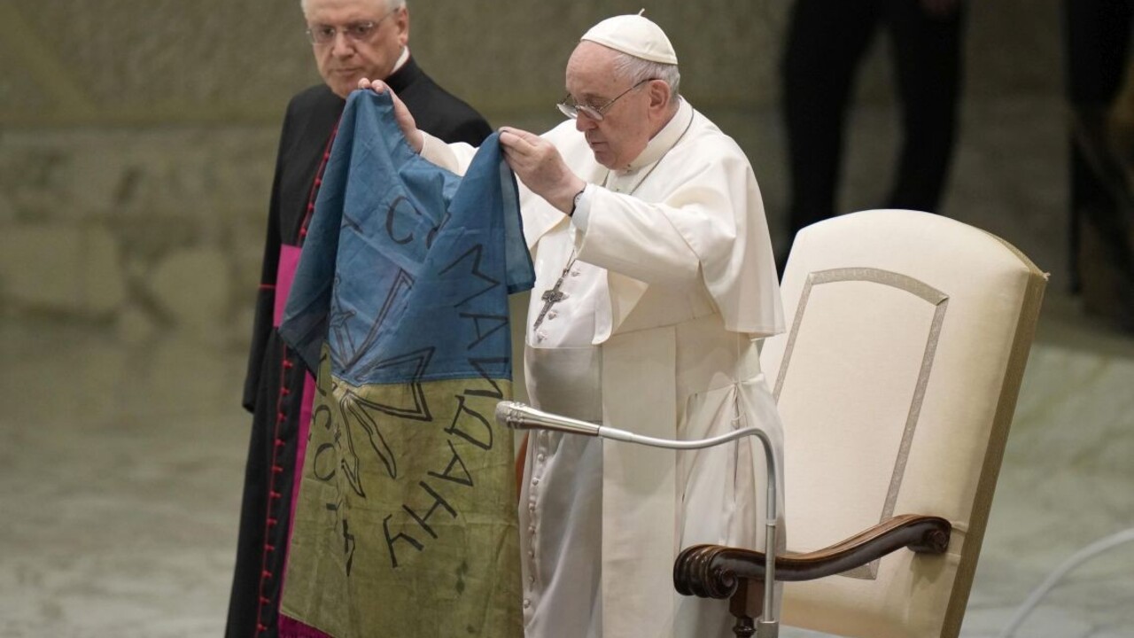 Nevinná krv volá do neba a prosí: Zastavte túto vojnu! Pápež odsúdil zverstvá v Buči