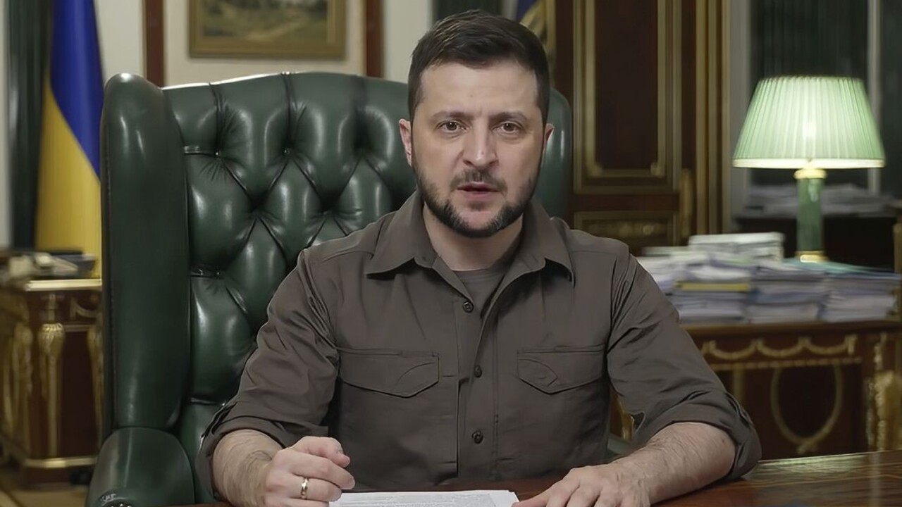 Ruská ropa nemôže kŕmiť vojnu. Zelenskyj odsúdil váhavosť Európy pri udeľovaní sankcií