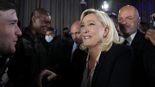 Le Penová sa poďakovala svojim voličom. Prisľúbila, že vo Francúzsku nastolí poriadok