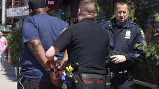 USA: Muža podozrivého z útoku na neworské metro obvinili z terorizmu
