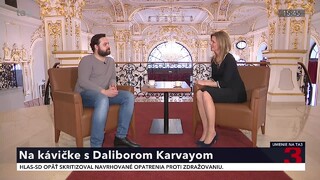 Na kávičke s husľovým virtuózom Daliborom Karvayom: Voľné chvíle venujem buď rodine, alebo husliam