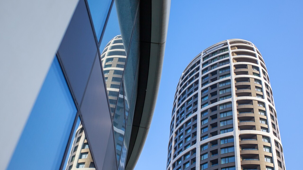 Nové byty v Bratislave prudko zdraželi, stoja už o štvrtinu viac ako vlani