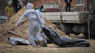 V Lymane našli po odchode Rusov 200 hrobov i hromadné pohrebisko, počet tiel je neznámy
