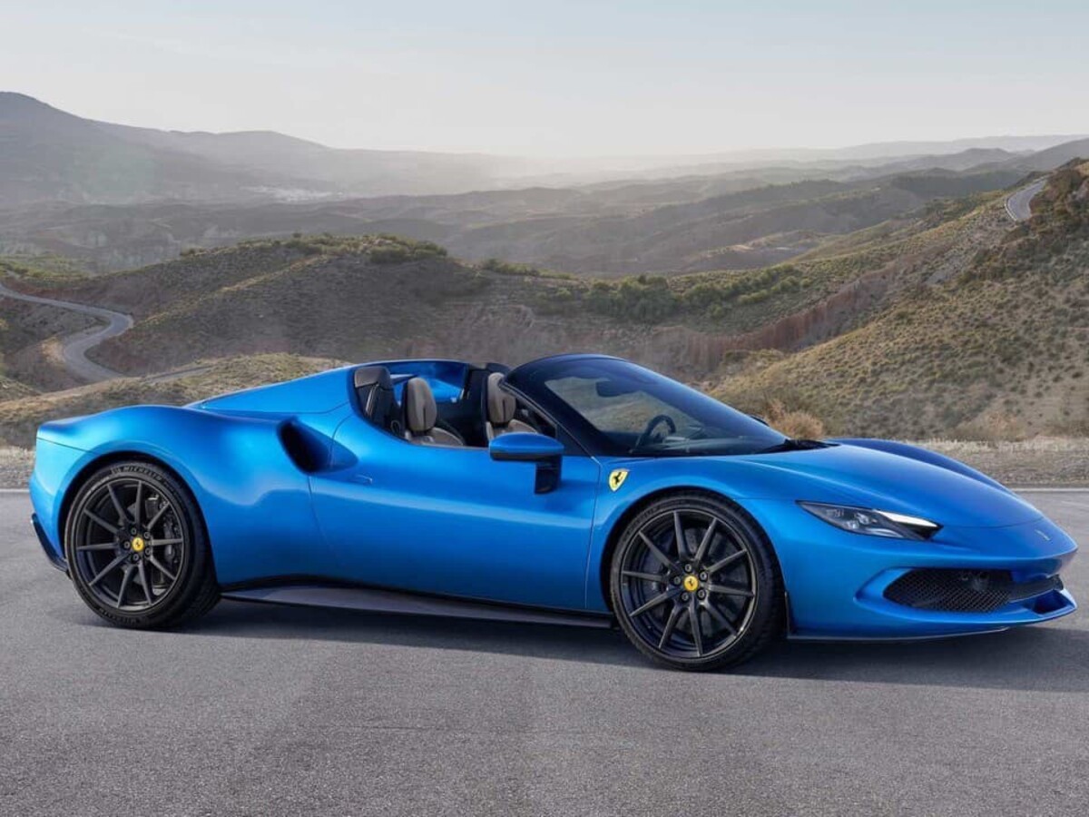 Ferrari odhalilo očakávaný roadster 296 GTS