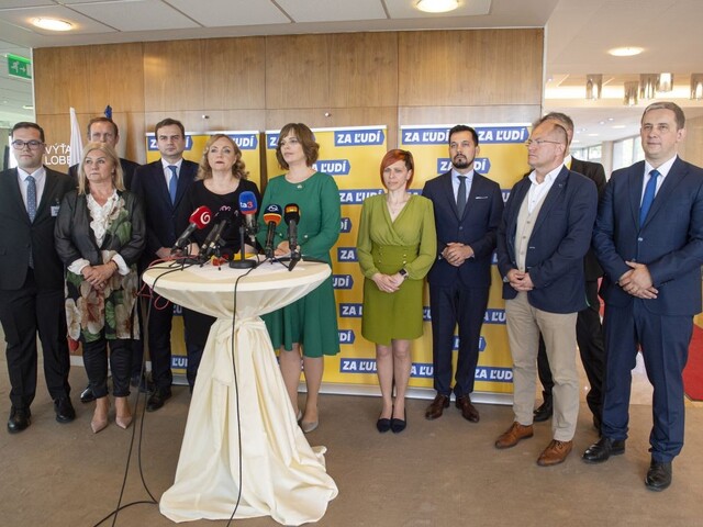 Strana Za ľudí mala programový snem. Delegáti schválili kandidátov do komunálnych volieb
