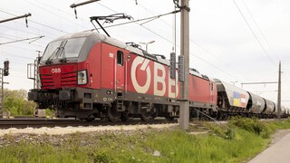 V Rakúsku si nehoda vlaku vyžiadala jednu obeť a niekoľko ďalších ľudí utrpelo zranenia